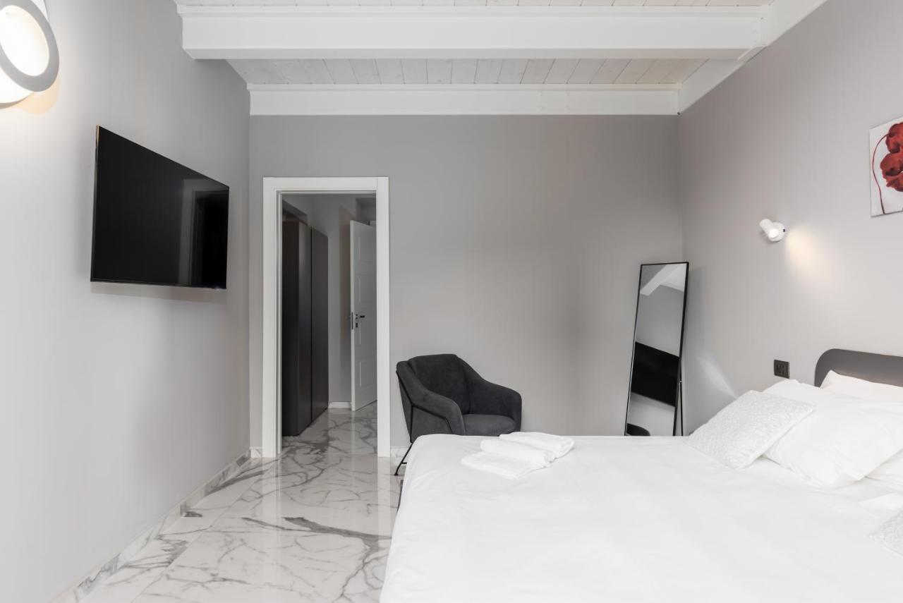 Q71 Timeless Suites Turin Exterior photo